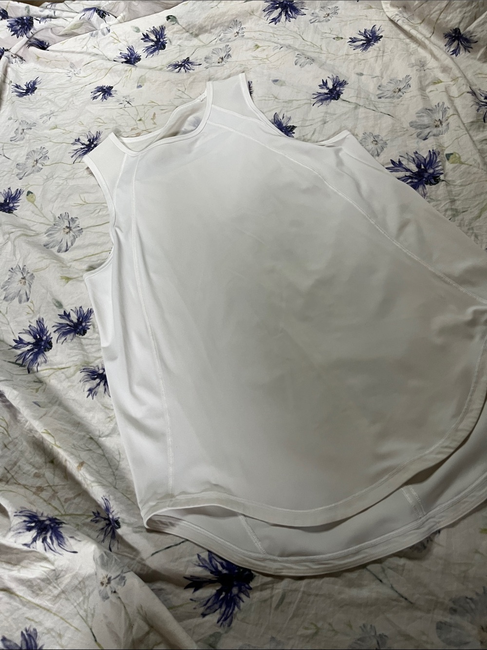 Lululemon White Sleeveless Workout Tank – Breathable Training Top 🤍🏋️‍♀️